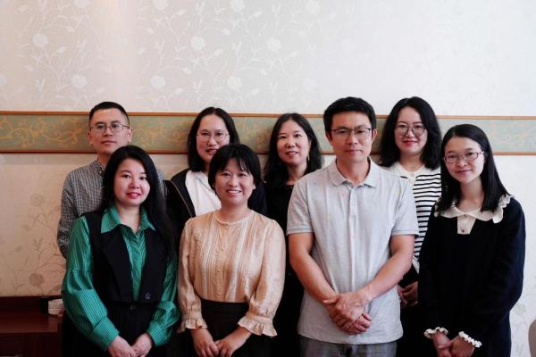多语种儿童文学翻译与研究创新团队举行第八次学术沙龙